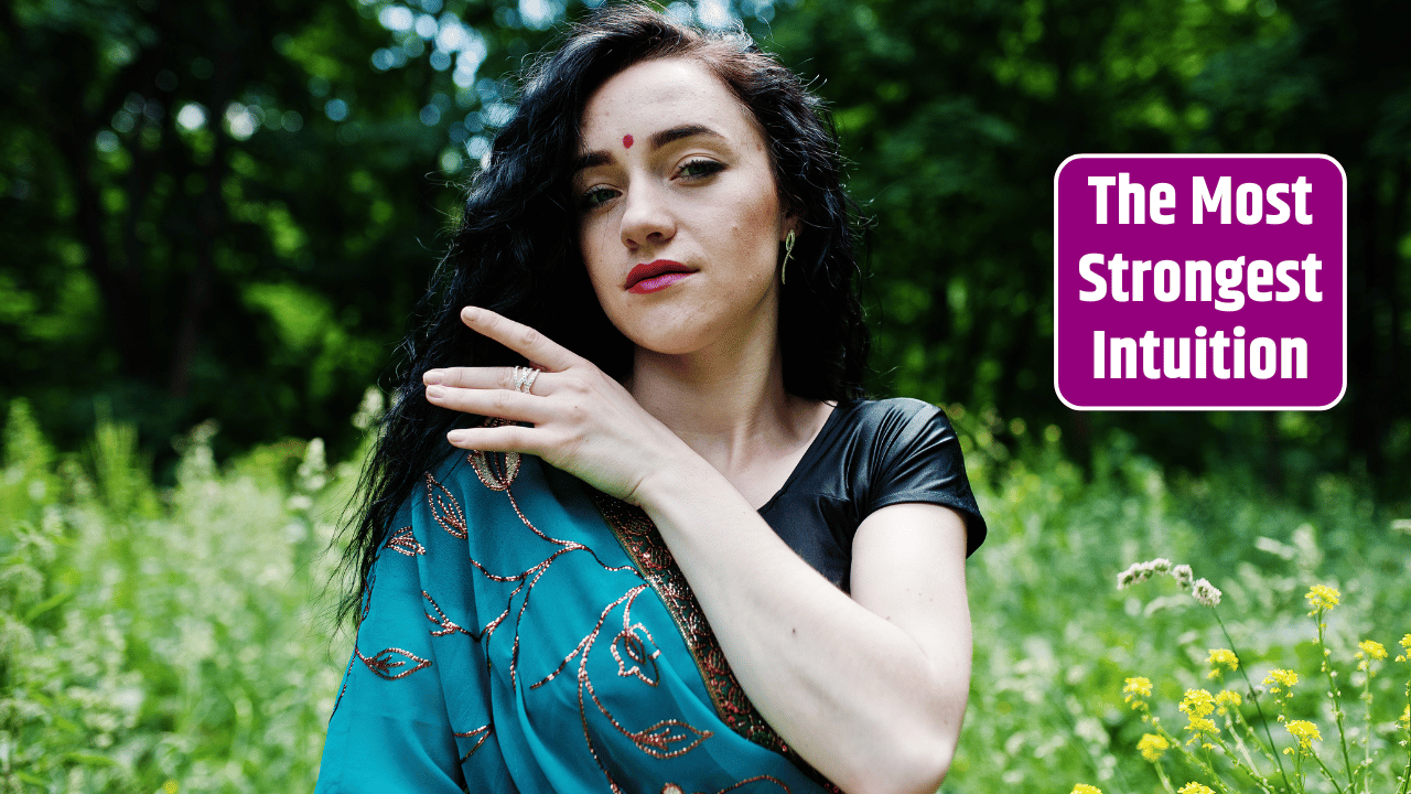 Top 4 Zodiac Signs The Most Strongest Intuition